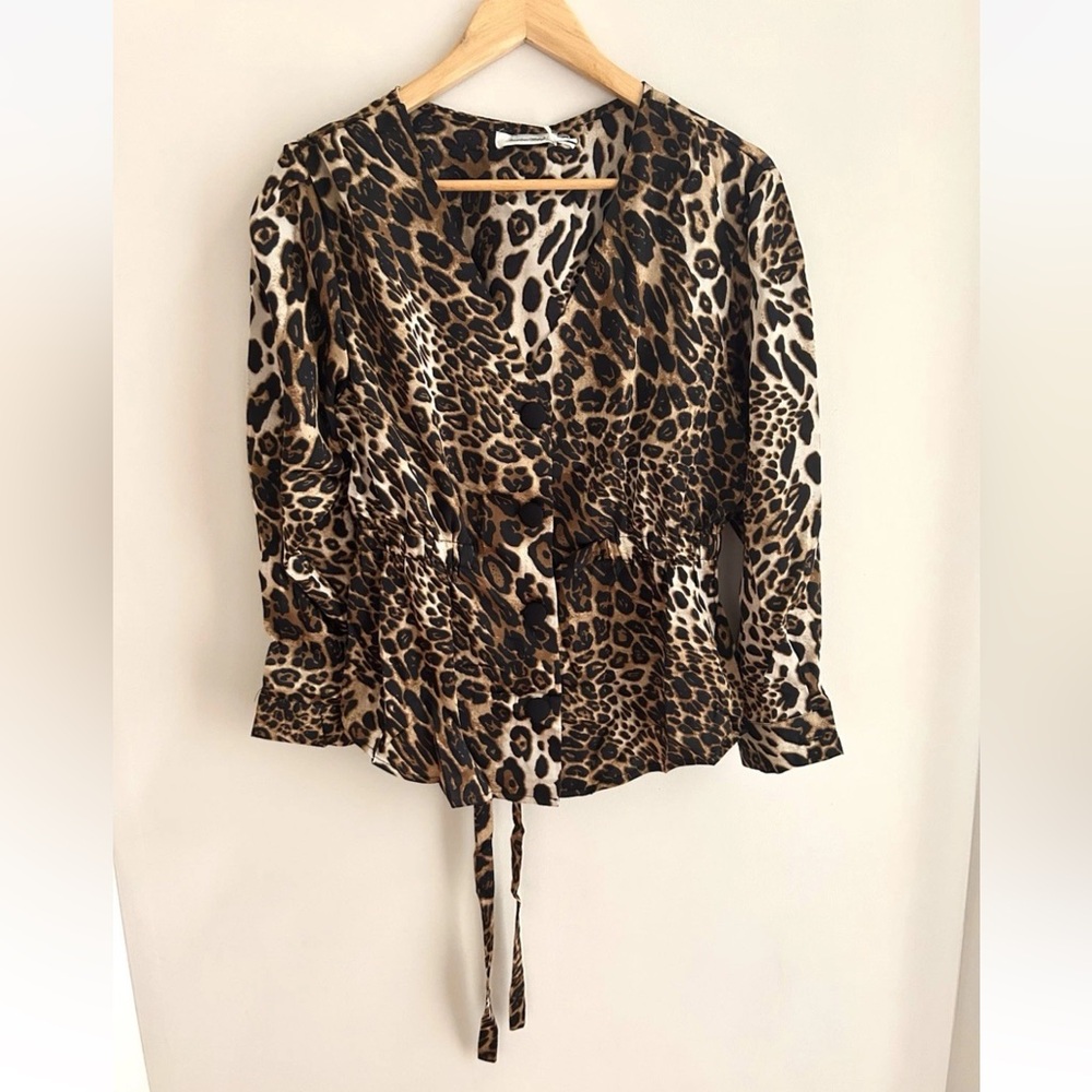American Bling Leopard Print Button Up Detail V-Neck Cinched Waist Blouse Sz Sm